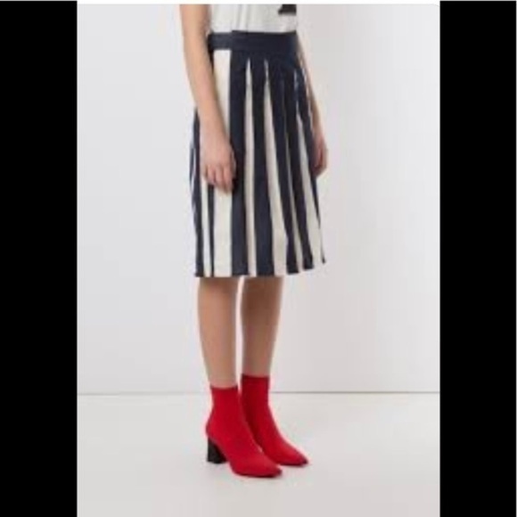 Dresses & Skirts - Vintage A Line Stripped Midi Skirt Red White & Navy w/Pockets Womens Size Medium
